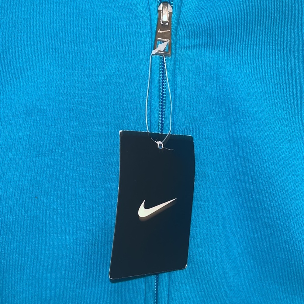 Women’s Nike Jacket - Picture 8 of 8
